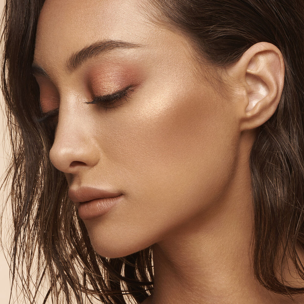 Huda Beauty NUDE Obsessions Eyeshadow Palette - NUDE Medium