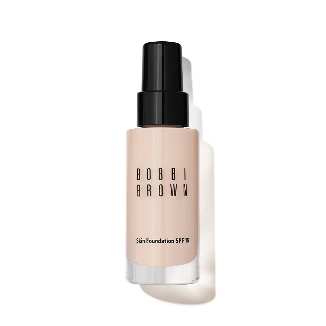 Bobbi Brown Skin Foundation SPF 15 - Alabaster