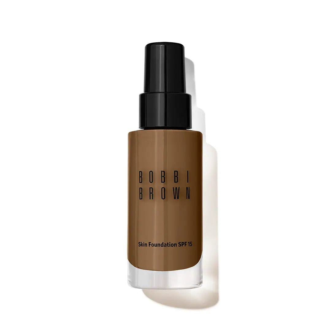 Bobbi Brown Skin Foundation SPF 15 - Almond