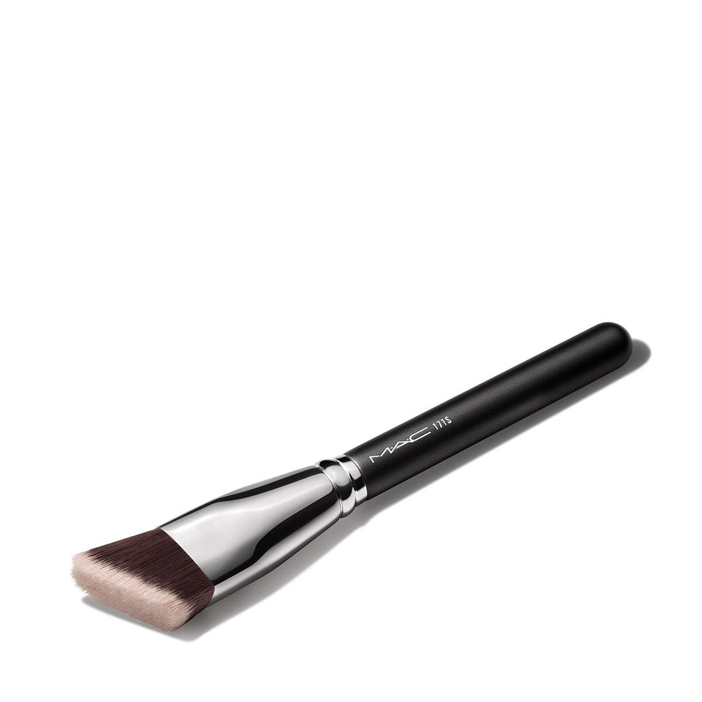 MAC 171S Smooth-Edge All Over Face Brush
