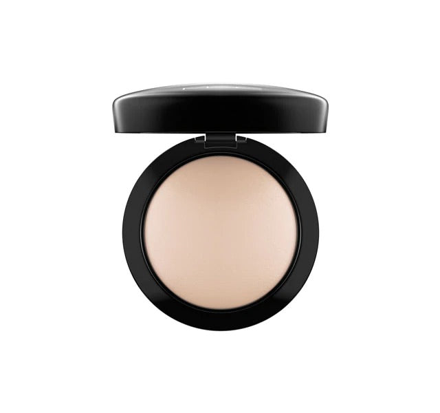 MAC Mineralize Skinfinish Natural