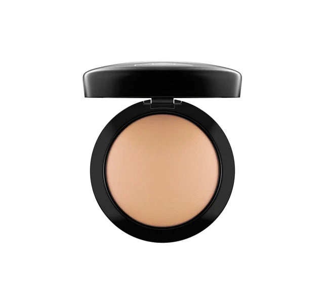 MAC Mineralize Skinfinish Natural