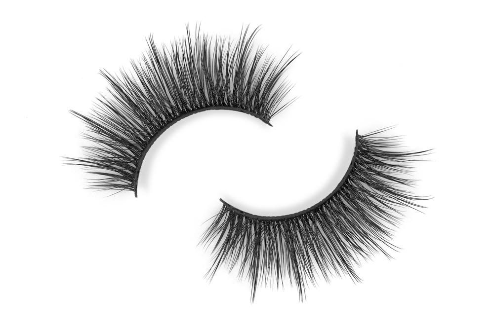 Flutter Lashes Double Lift Captivating Lashes