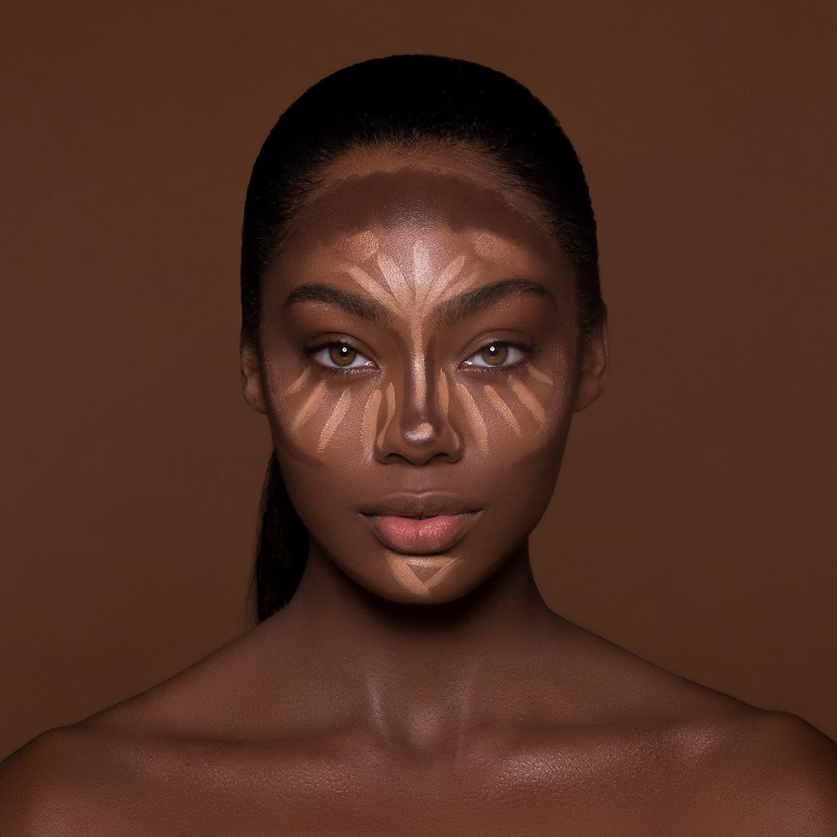 Vanity Makeup Sculpt & Glow Palette Dark