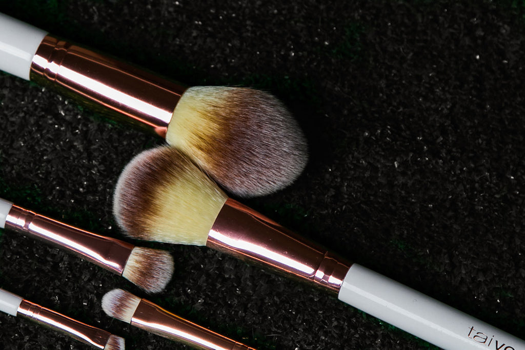 Tai Young 5 Steps To Flawless Vegan Brush Set