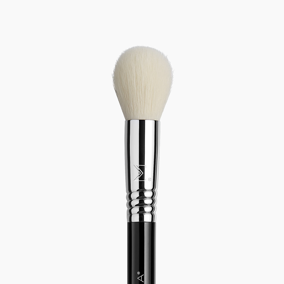 Sigma F76 Chiseled Cheek™ Brush