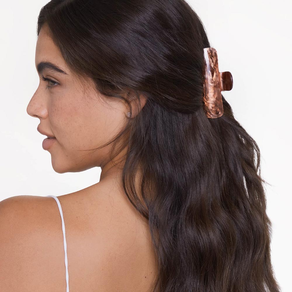 Kitsch Eco-Friendly Marble Claw Clip - Brunette