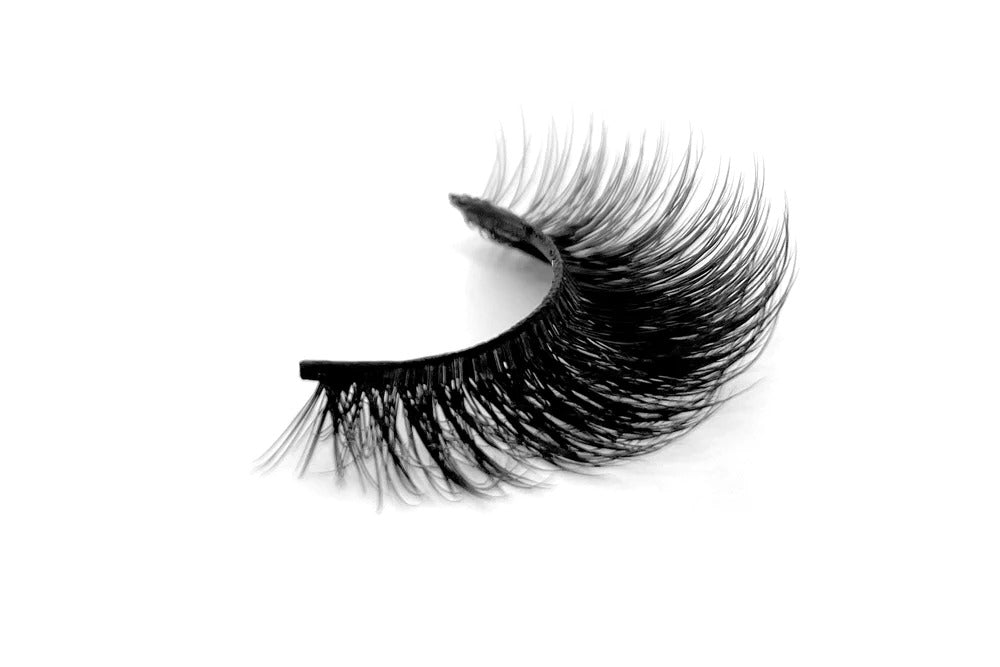 Flutter Lashes Double Lift Intoxicating Wing Lashes
