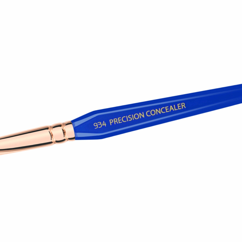 Bdellium Golden Triangle 934 Precision Concealer Brush