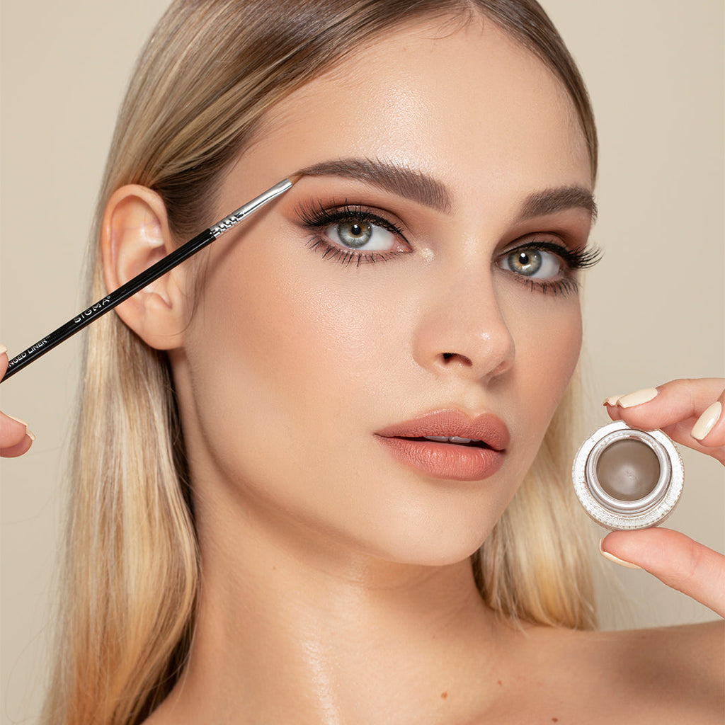 Sigma Define + Pose Brow Pomade