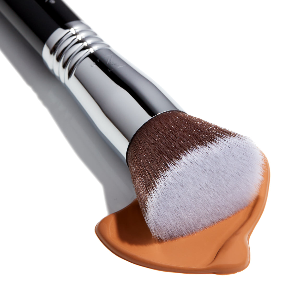 Sigma F80 Flat Kabuki™ Brush