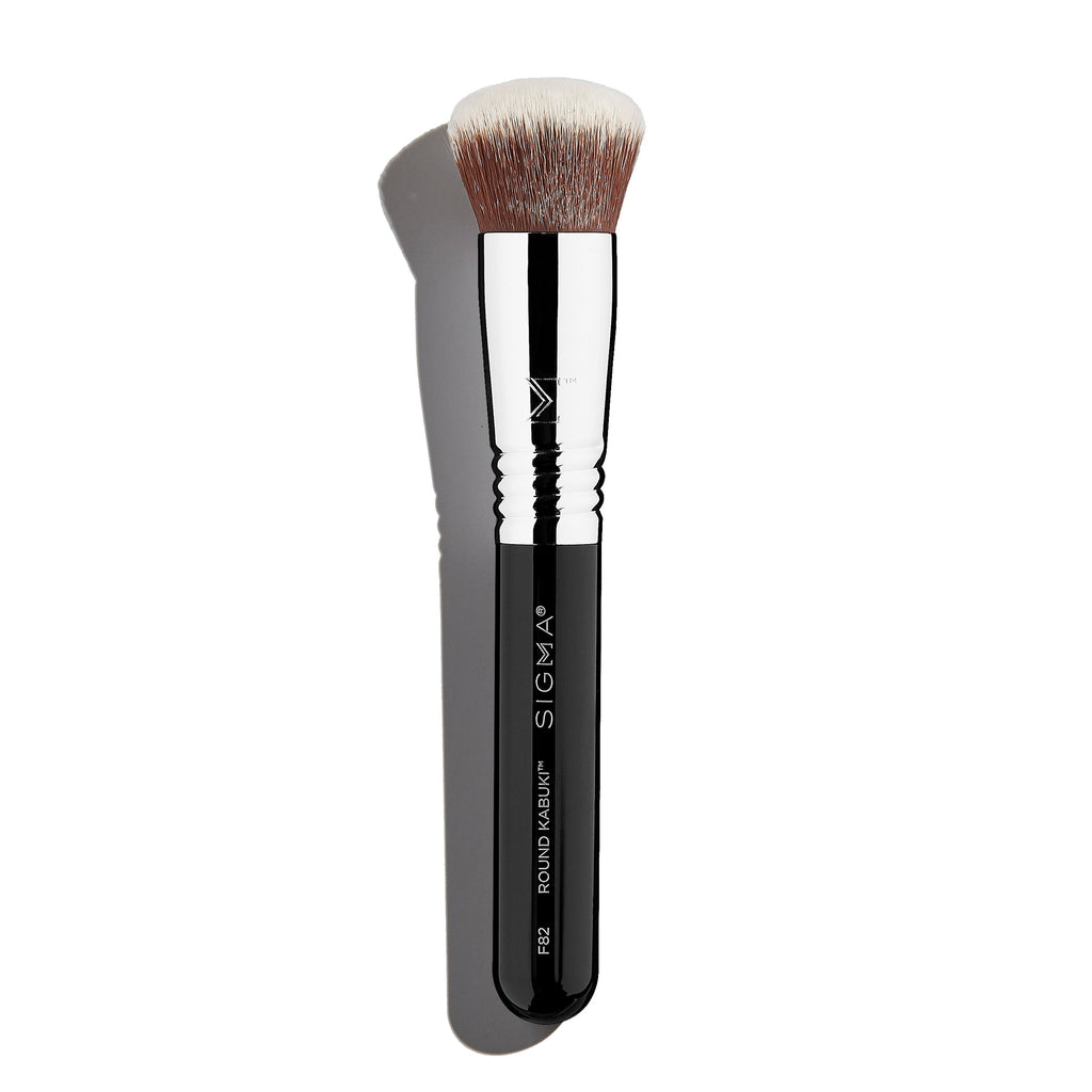 Sigma F82 Round Kabuki™ Brush
