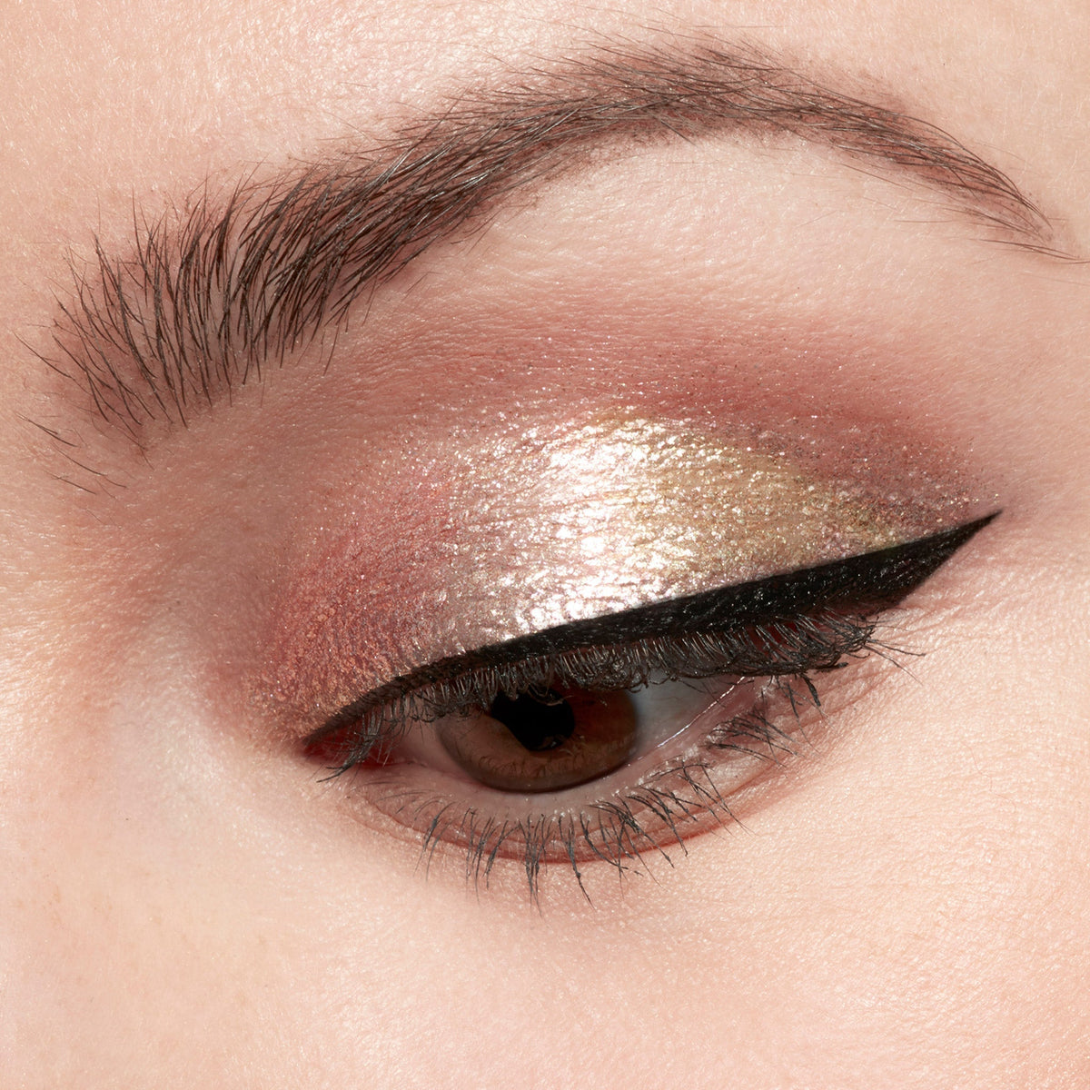 Stila Magnificent Metals Glitter & Glow Liquid Eye Shadow