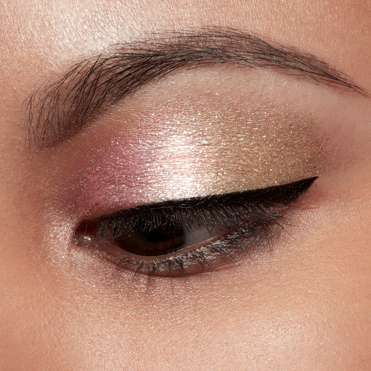 Stila Magnificent Metals Glitter & Glow Liquid Eye Shadow
