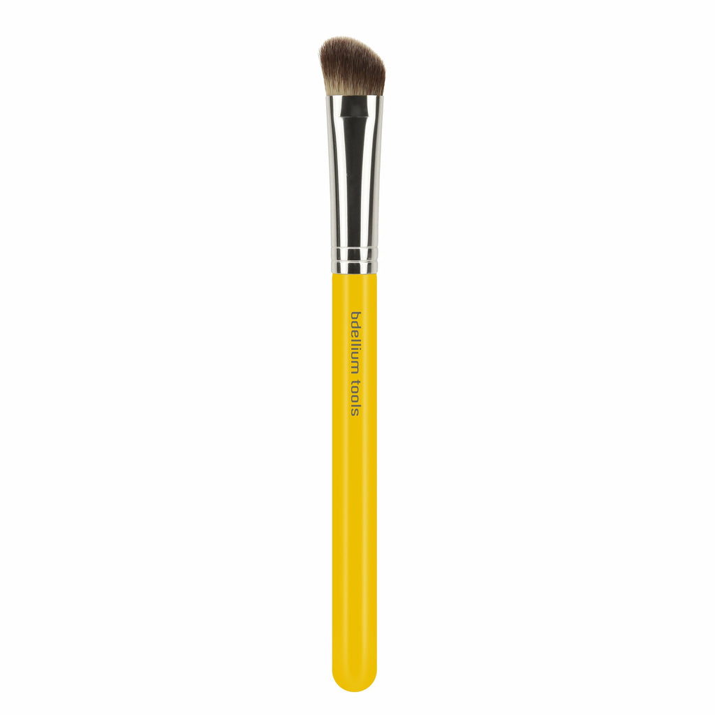 Bdellium Yellow 939 Studio Slanted Detailer Brush