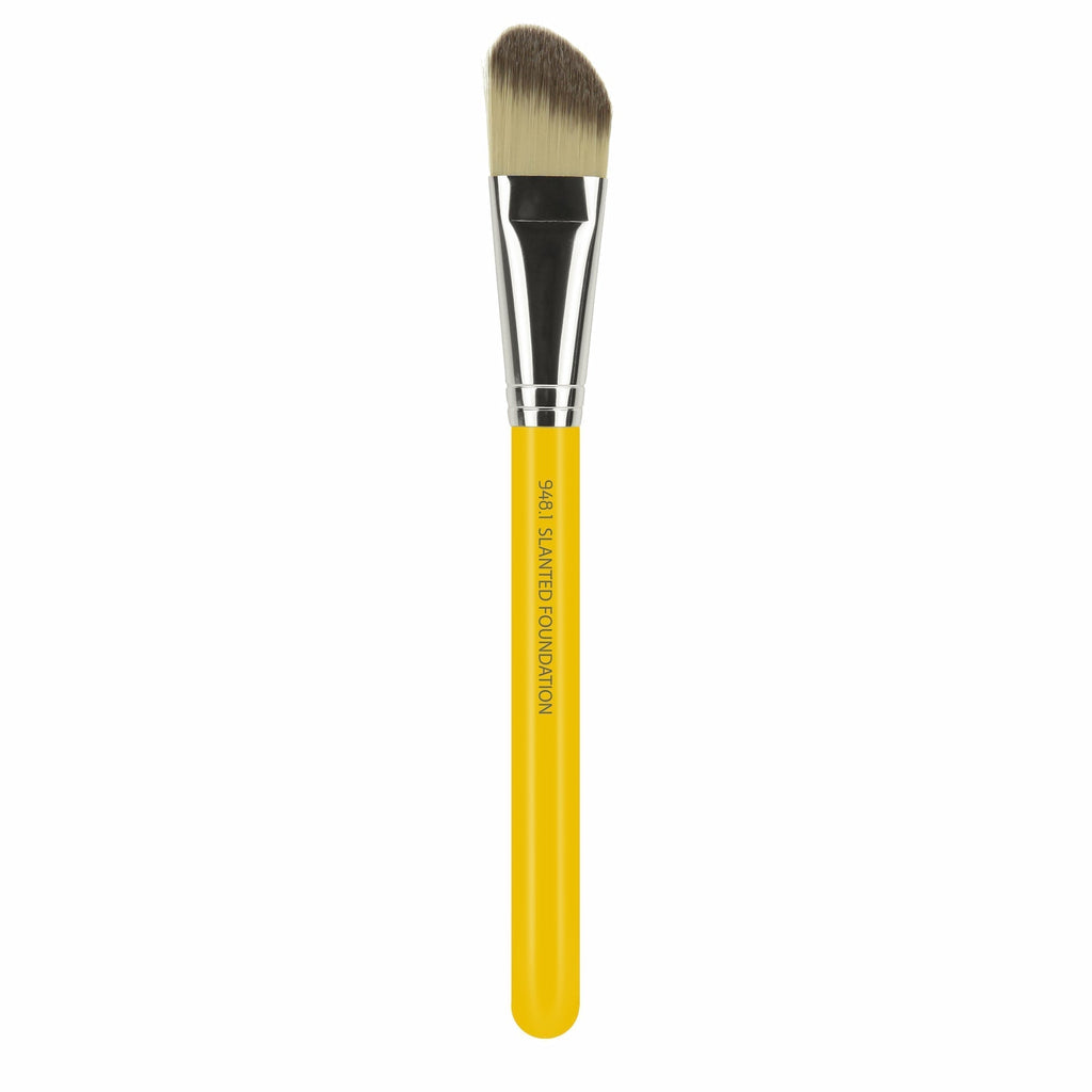 Bdellium Yellow 948.1 Studio Slanted Foundation Brush