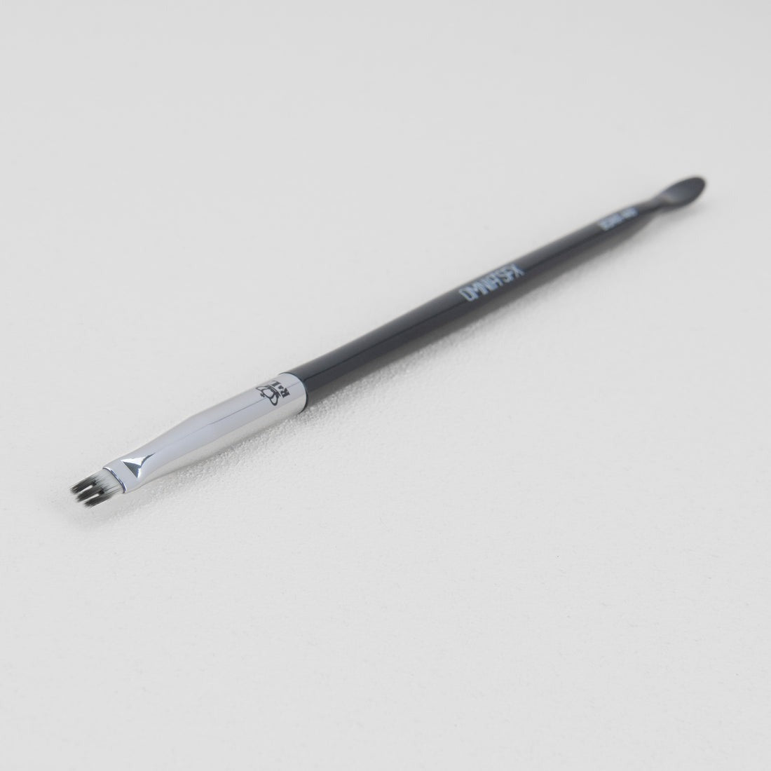 Royal & Langnickel BOMX-449 Omnia SFX Micro Wisp Brush