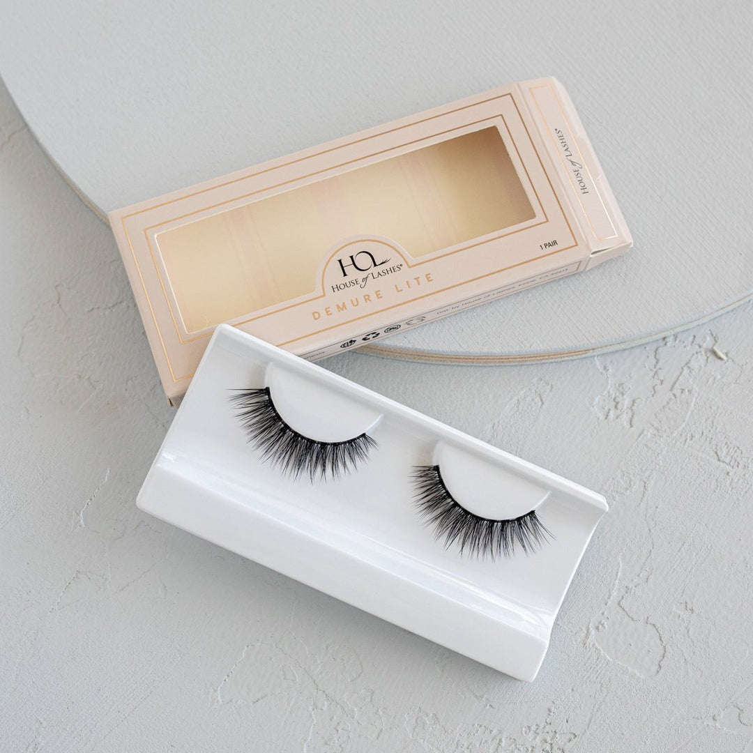 House of Lashes Lite Collection - Demure Lite Lashes