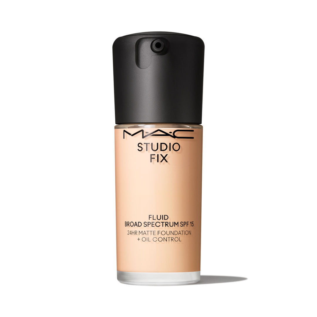 MAC Studio Fix Fluid SPF15 24HR Matte Foundation + Oil Control - NW15
