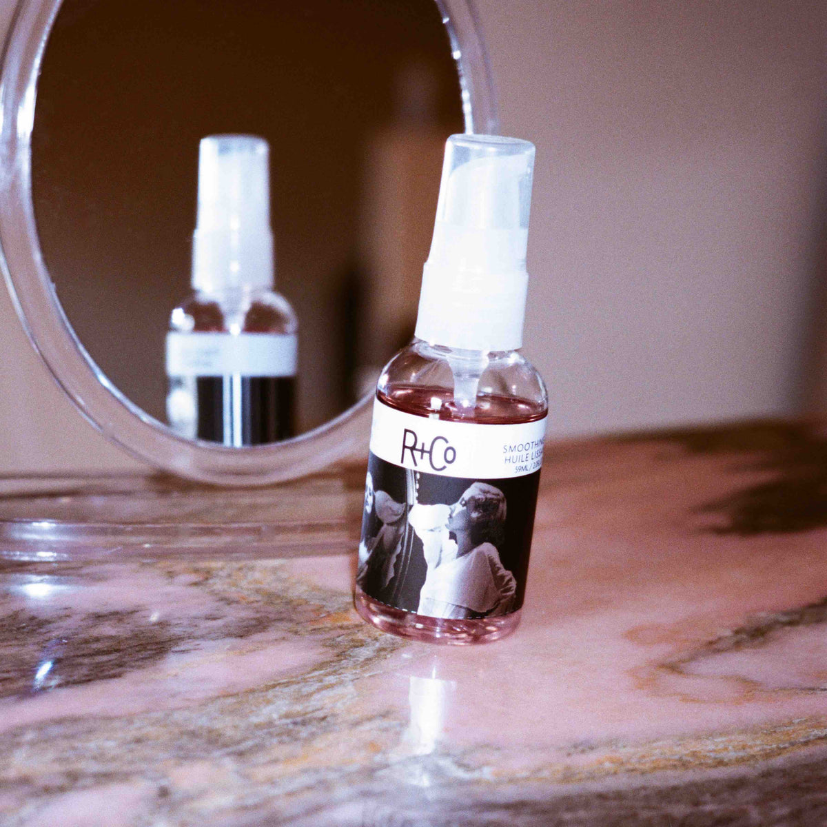R+Co Two-Way Mirror Smoothing Oil 2oz
